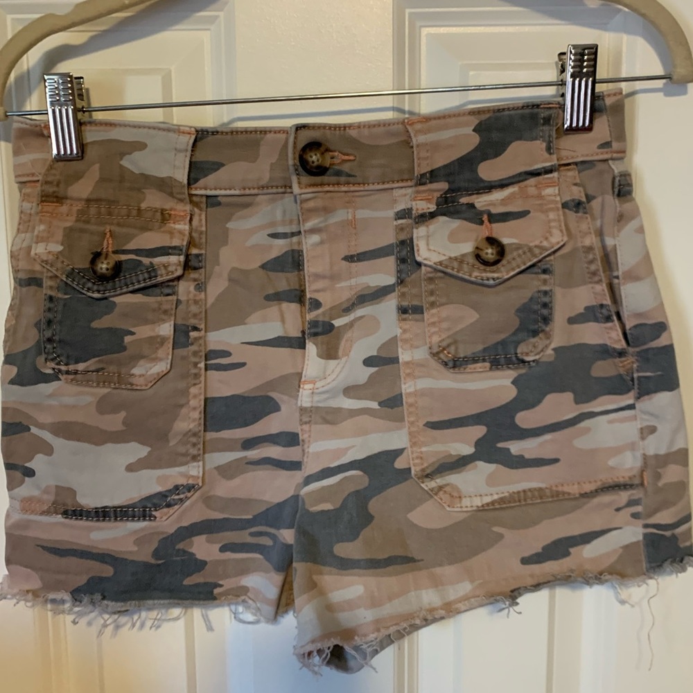 5 for $25 sale!! Express mid-rise shortie